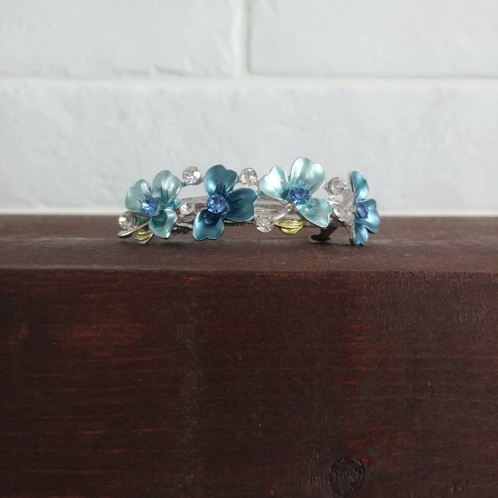Vintage blue gems silver flower hair clip accessory